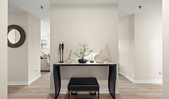 110 S Evergreen Ave 3BS, Arlington Heights, IL 60005