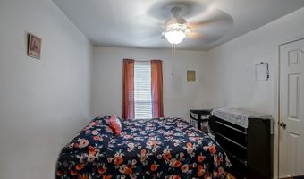 2405 Boxwood Dr, Baker, LA 70714