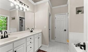 5055 Hampton Clb, Alpharetta, GA 30004