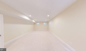 6403 EARLHAM Dr, Bethesda, MD 20817