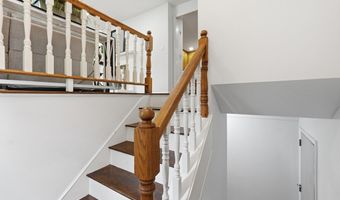 7 Cherry Ridge Rd, Acton, MA 01720