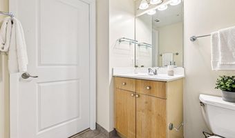 820 N POLLARD St 801, Arlington, VA 22203