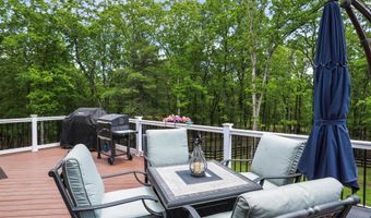 100 SOLAR Ln, Baker, WV 26801