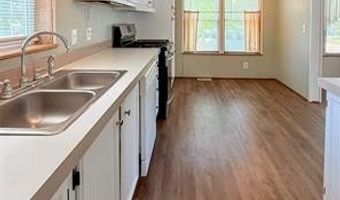 416 Raisin River Dr, Adrian, MI 49221