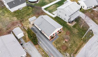 39 Whisper Dr, Bangor, ME 04401