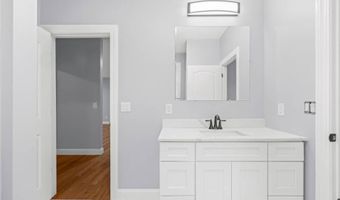 222 Briarwood Ct, Albany, NY 12203
