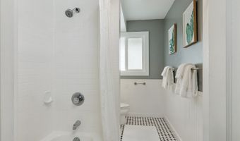 1361 Akalani Loop, Kailua, HI 96734
