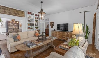 1519 The Plz, Charlotte, NC 28205