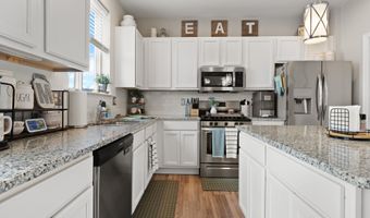 48 Farragut Ave, Barnegat, NJ 08005