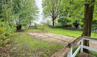 987 Boone St, Akron, OH 44306