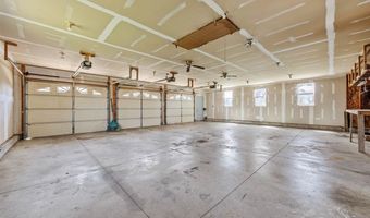 13294 212th Ave, Anamosa, IA 52205
