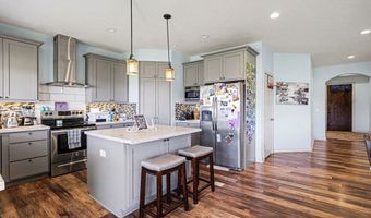 275 Driftwood Ln, Ashland, NE 68003