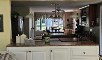 1 Brookdale Dr, Hopkinton, RI 02804