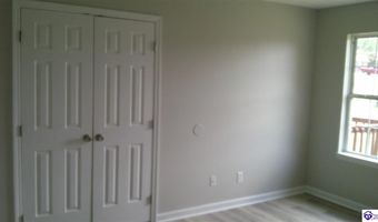 105 Foster Ct, Bardstown, KY 40004