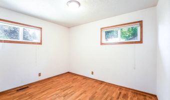 834 NE 11th St, Bend, OR 97701