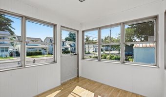 16 Roosevelt St, Albany, NY 12206