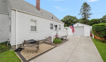 12 Hagen Ave, Cranston, RI 02920