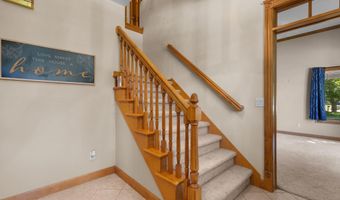 512 W ROLLING MEADOWS Ln, Appleton, WI 54913