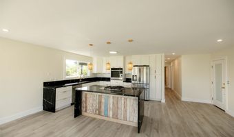 1139 Kauhikoa Rd A, Haiku, HI 96708