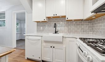 1106 Woodward Ave, Beaufort, SC 29902
