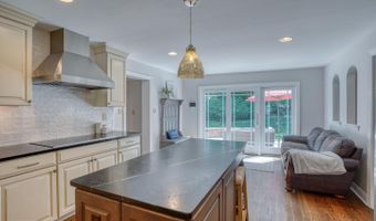 7 PIERSON Dr, Hockessin, DE 19707