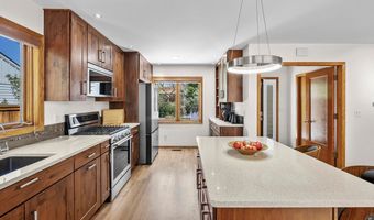 3647 Roundtree Ct, Boulder, CO 80304
