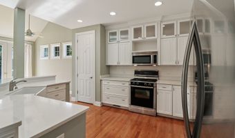 40418 N South Newport Dr, Antioch, IL 60002