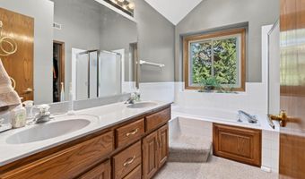 1520 Schropp Cir, Ashland, NE 68003