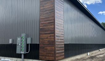 704 34th Ave, Brookings, SD 57006