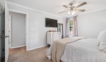 100 HUMMINGBIRD Cir, Alabaster, AL 35007