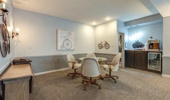 552 N Main St, Akron, OH 44310