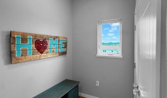 3906 Lone Peak Dr, Bismarck, ND 58503