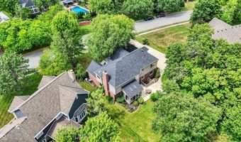 9015 Admirals Pointe Dr, Indianapolis, IN 46236