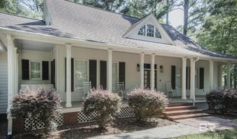 151 Mockingbird Ln, Atmore, AL 36502