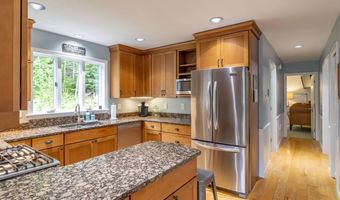 39 Kitteridge Brook Rd, Bar Harbor, ME 04609