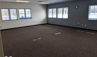 140 E 53rd St, Anderson, IN 46013