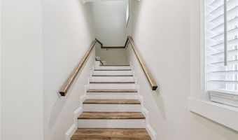 2104 Crenshaw Blvd, Los Angeles, CA 90016