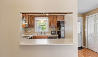 10 Tuck Farm Rd 4, Auburn, MA 01501
