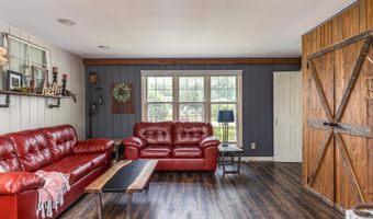 11 MEADOWBROOK Ct, Appleton, WI 54914