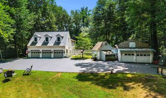 85 Maple Ave, Atkinson, NH 03811