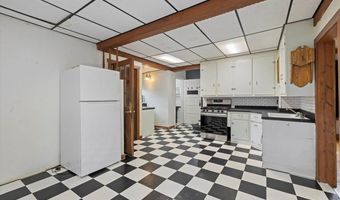 213 215 W 4th Ave N, Aurora, MN 55705