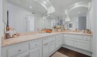 29644 Kimberly Dr, Agoura Hills, CA 91301