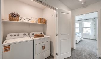 906 Rosy Starling St, Henderson, NV 89011