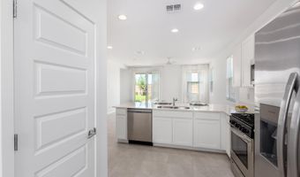12520 W TRUMBULL Rd, Avondale, AZ 85323