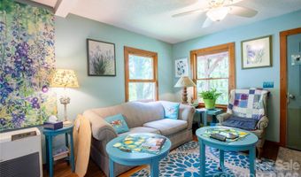 8 Westward Way, Bakersville, NC 28705