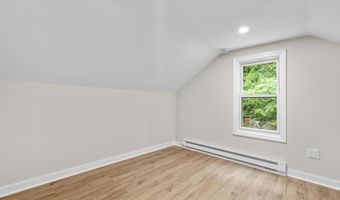 97 Padanaram Rd, Danbury, CT 06811