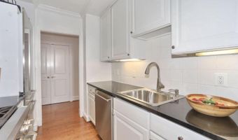 2600 PENNSYLVANIA Ave NW 8A, Washington, DC 20037