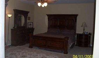 1816 E GLACIER Pl, Chandler, AZ 85249