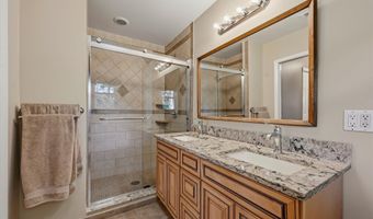 6 Biret Dr, Airmont, NY 10952