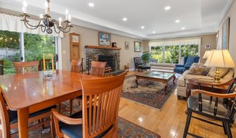 4 Spencer Rd, Hanover, NH 03755